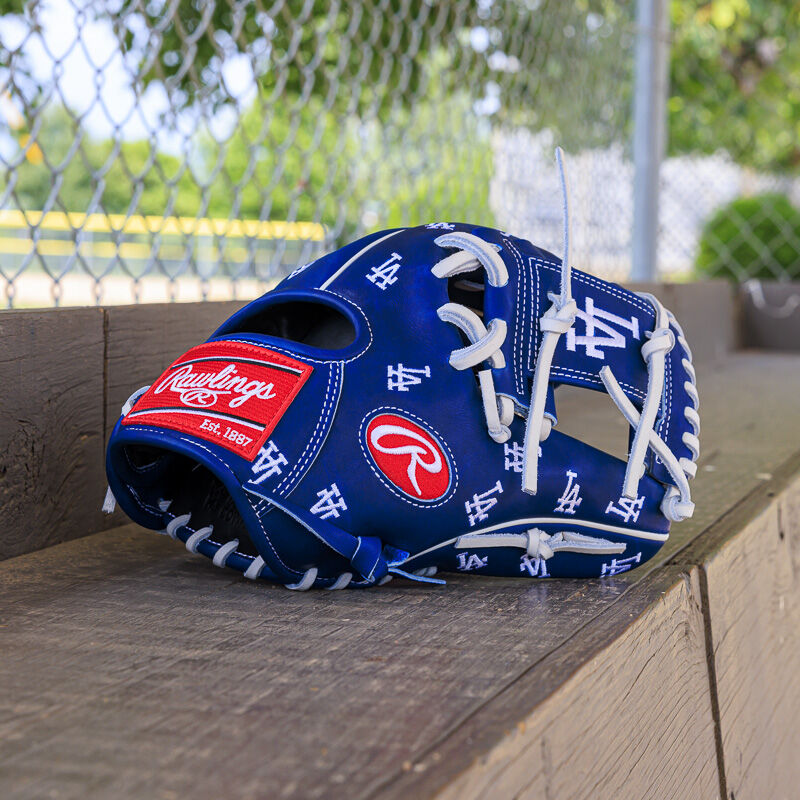Los Angeles Dodgers Heart of the Hide 11.75-Inch Infield Glove