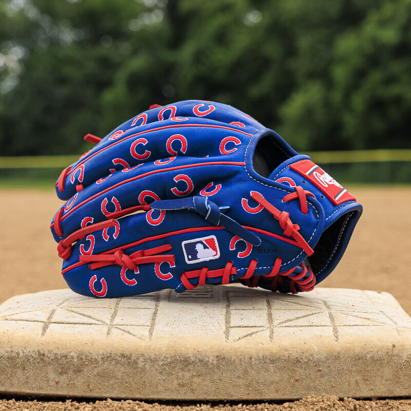 Chicago Cubs Heart of the Hide 11.75-Inch Infield Glove | Rawlings