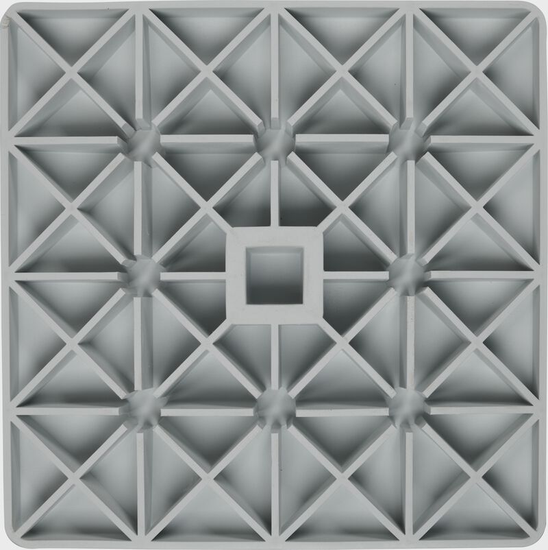 Waffle bottom design of a Rawlings throw down base - SKU: RSTDB