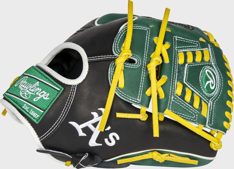 Thumb of a 2021 Oakland Athletics Heart of the Hide glove with the Athletics logo on the thumb - SKU: RSGPRO204W-30OAK