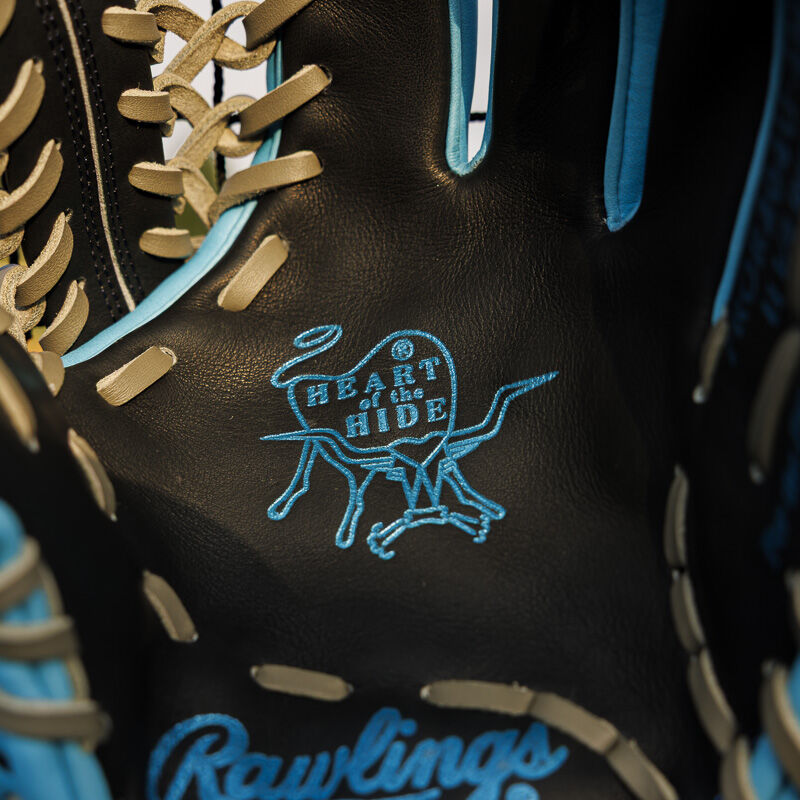 Exclusive Heart of the Hide ContoUR Fit Infield/Pitcher's Glove, Right Hand Throw