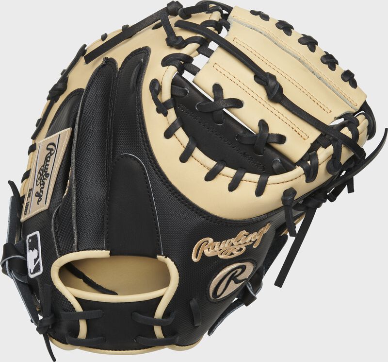 Back View of the 2021 Heart of the Hide 34-inch catcher's mitt. Features Yadier Molina color pattern