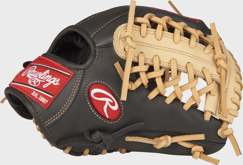 Thumb view of a dark shadow GXLE204-4DSC Gamer XLE 11.5-inch infield/pitcher's glove with a camel Modified Trap-Eze web