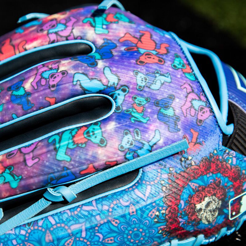 Picture of the sublimated Grateful Dead design on the back of a Rawlings Grateful Dead REV1X glove