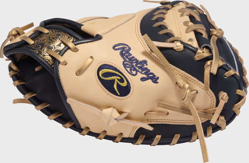 Exclusive Heart of the Hide 33.5-Inch Catcher's Mitt, Right Hand Throw