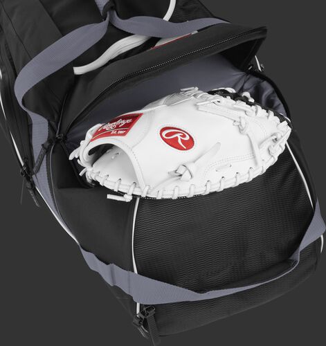 R1502 Wheeled Equipment Bag Black
