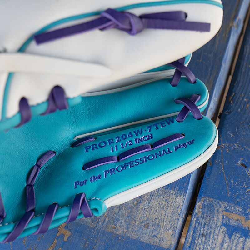 Picture of the pinky stamp of a Rawlings exclusive Heart of the Hide R2G Wing Tip 11.5" infield glove