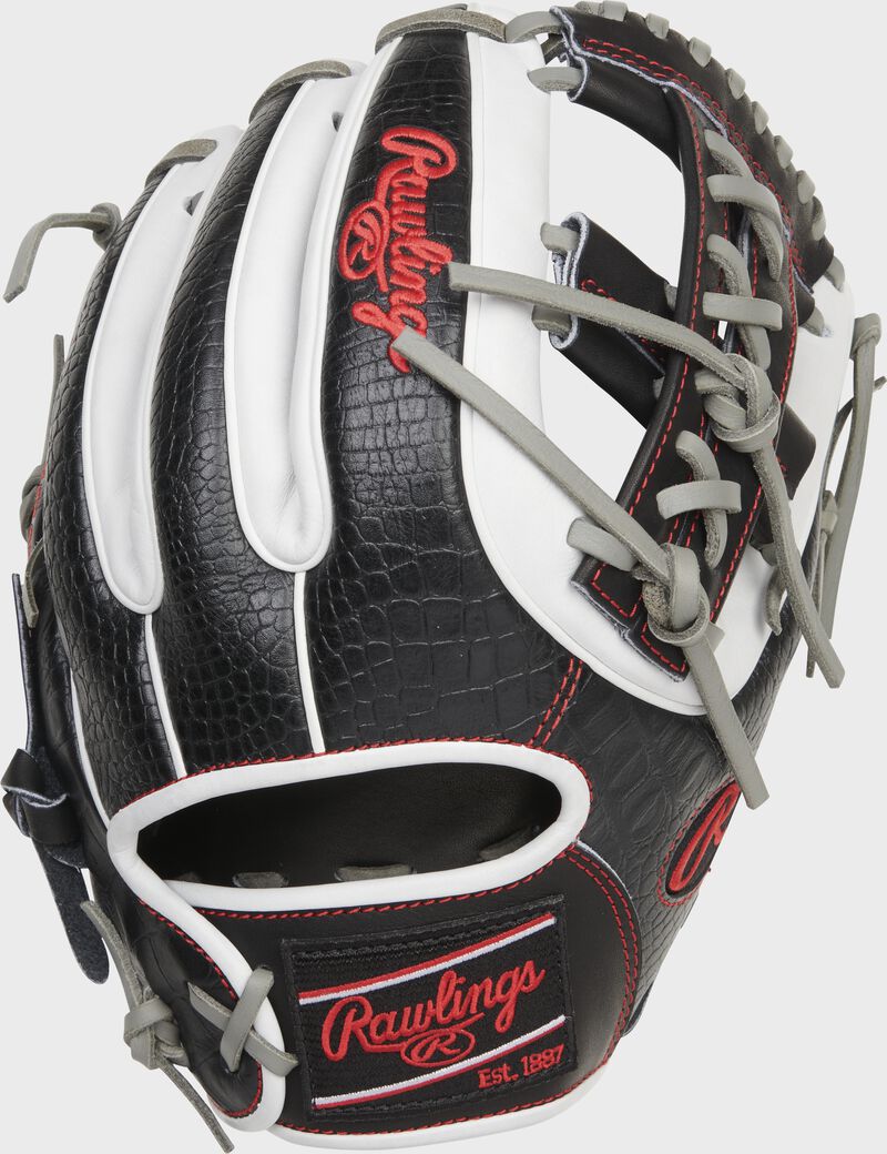 Black croc embossed back of a Heart of the Hide 11.5" split single post web glove with a black Rawlings patch - SKU: PRO314-32BW