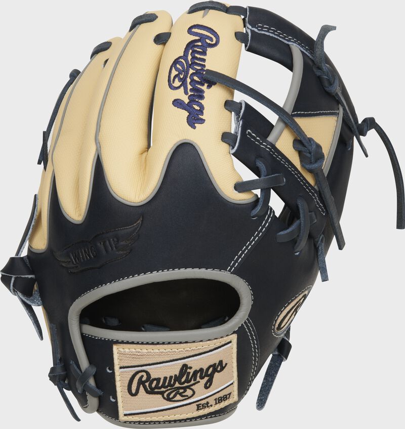 Black/camel Speed Shell Wing Tip back of a Heart of the Hide ColorSync 8.0 I-web glove with a camel Rawlings patch - SKU: PRO204W-2XNSS