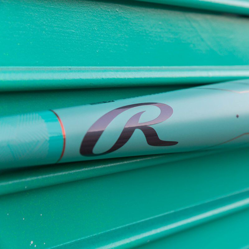Rawlings "R" logo on the handle of a mint Mach AI BBCOR bat - SKU: RBB4MC3