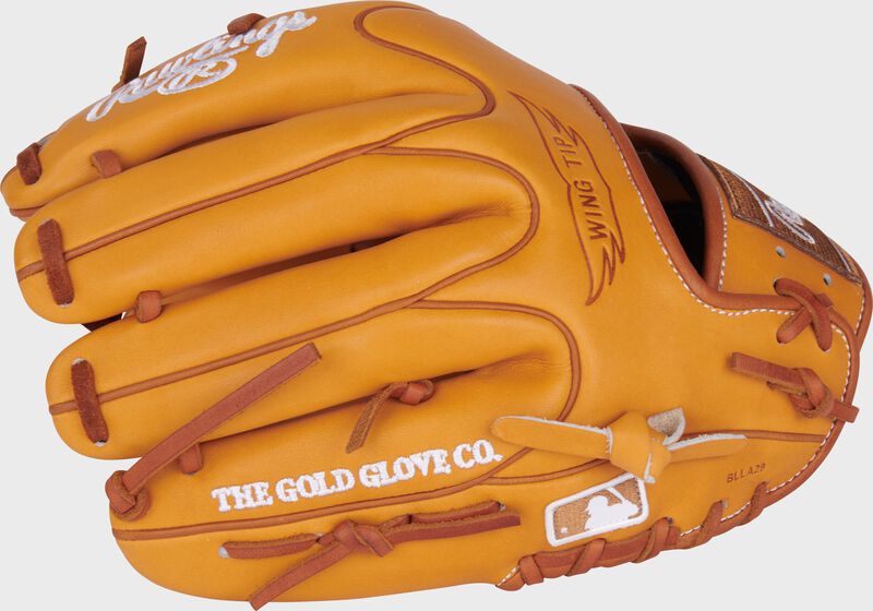Limited Edition Heart of the Hide Omaha Collection Pretzel Glove, Right Hand Throw