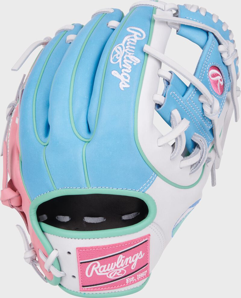 Limited Edition Heart of the Hide Omaha Collection Beach Ball Glove, Right Hand Throw