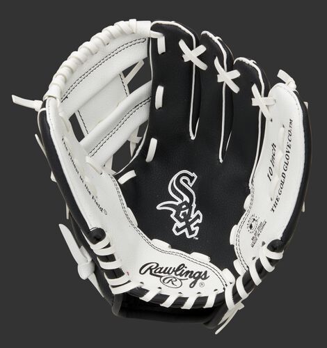 A black/white Rawlings Chicago White Sox youth glove with the White Sox logo stamped in the palm - SKU: 22000029111