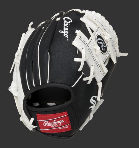Back of a black/white Chicago White Sox 10-Inch I-web glove with a red Rawlings patch - SKU: 22000029111