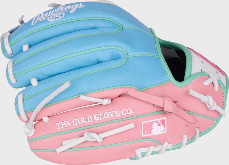 Limited Edition Heart of the Hide Omaha Collection Beach Ball Glove, Right Hand Throw
