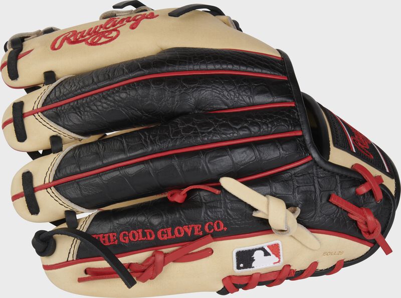 Black croc embossed back of a Heart of the Hide R2G 11.5" glove with the MLB logo on the pinky - SKU: PROR205-32B