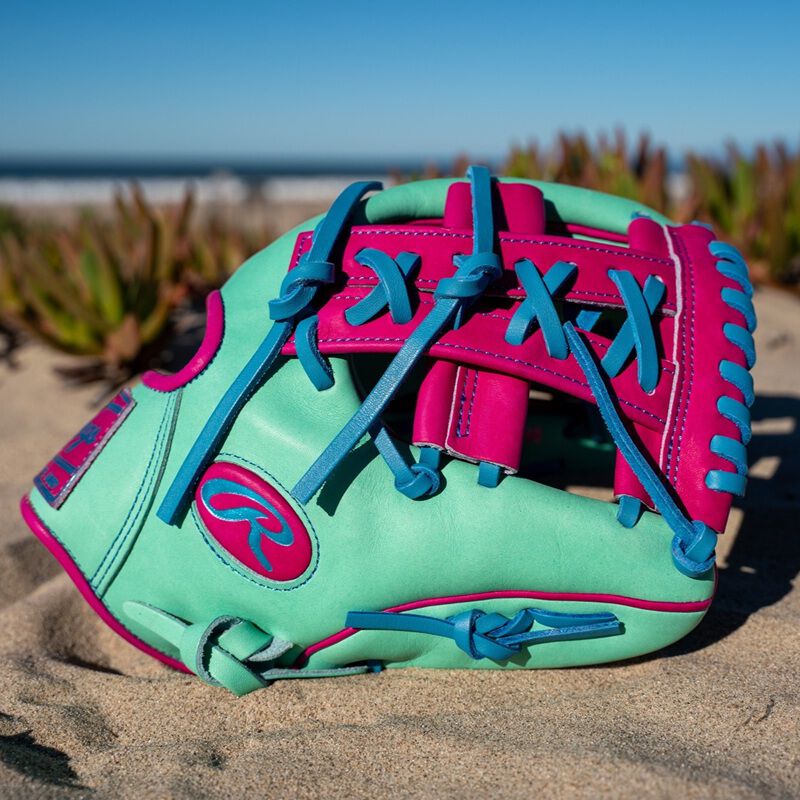 Rawlings Heart of the Hide Spring Break 11.5 Inch Infield Glove, Right Hand Throw