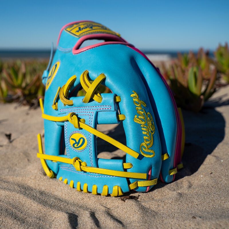 Rawlings Heart of the Hide Spring Break 11.5 Inch Infield Glove, Right Hand Throw