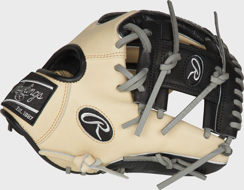 Thumb of a PRO204W-2CCBP Heart of the Hide ColorSync 11.5-inch Wing-Tip glove with a black I-web