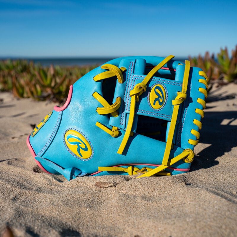 Rawlings Heart of the Hide Spring Break 11.5 Inch Infield Glove, Right Hand Throw