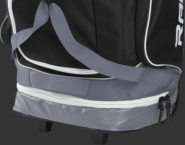 R1502 Wheeled Equipment Bag Black
