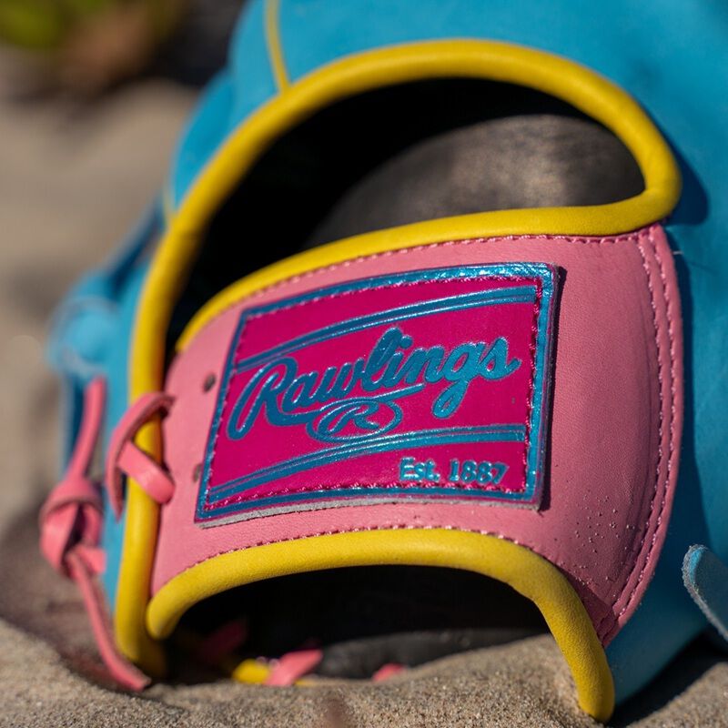 Rawlings Heart of the Hide Spring Break 11.5 Inch Infield Glove, Right Hand Throw