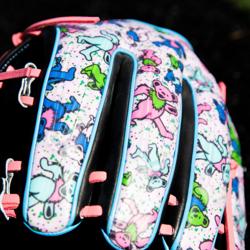 Studio pictures of the fingers of a Rawlings Grateful Dead REV1X glove