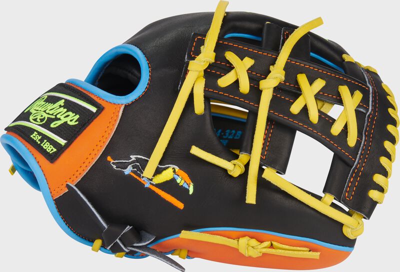 Exclusive Toucan Heart of the Hide 11.5-Inch Infield Glove, Right Hand Throw