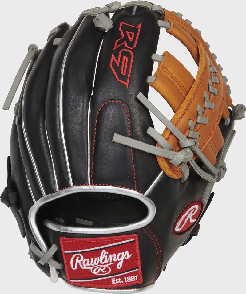 Back of a black 11" R9 ContoUR single post web glove with a red Rawlings patch - SKU: R9110U-19BT