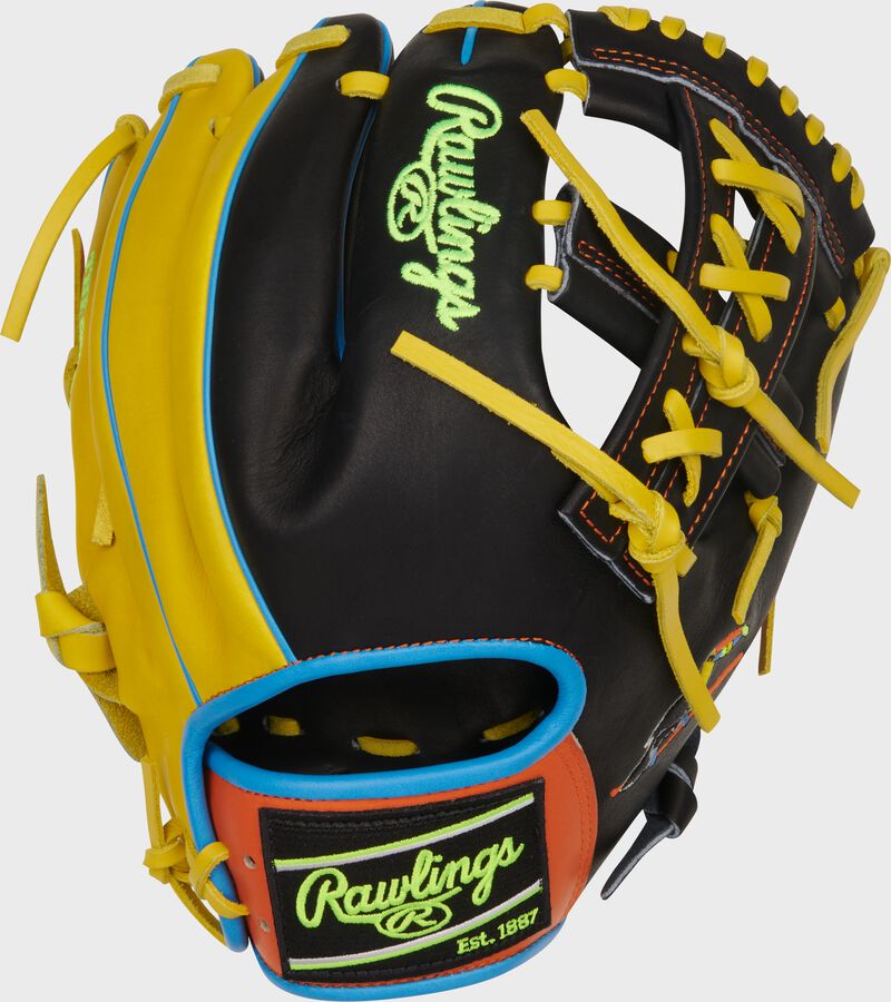 Exclusive Toucan Heart of the Hide 11.5-Inch Infield Glove, Right Hand Throw