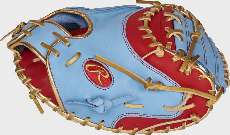 2021 Exclusive Heart of the Hide 34-Inch Catcher's Mitt, Yadier Molina  Pattern