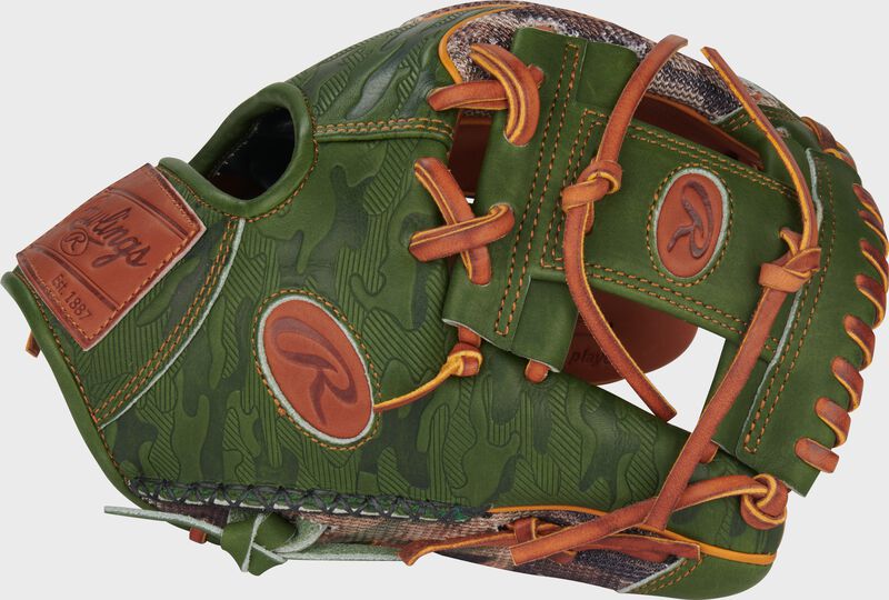 Exclusive Heart of the Hide 11.75-Inch Hunter's Glove, Right Hand Throw