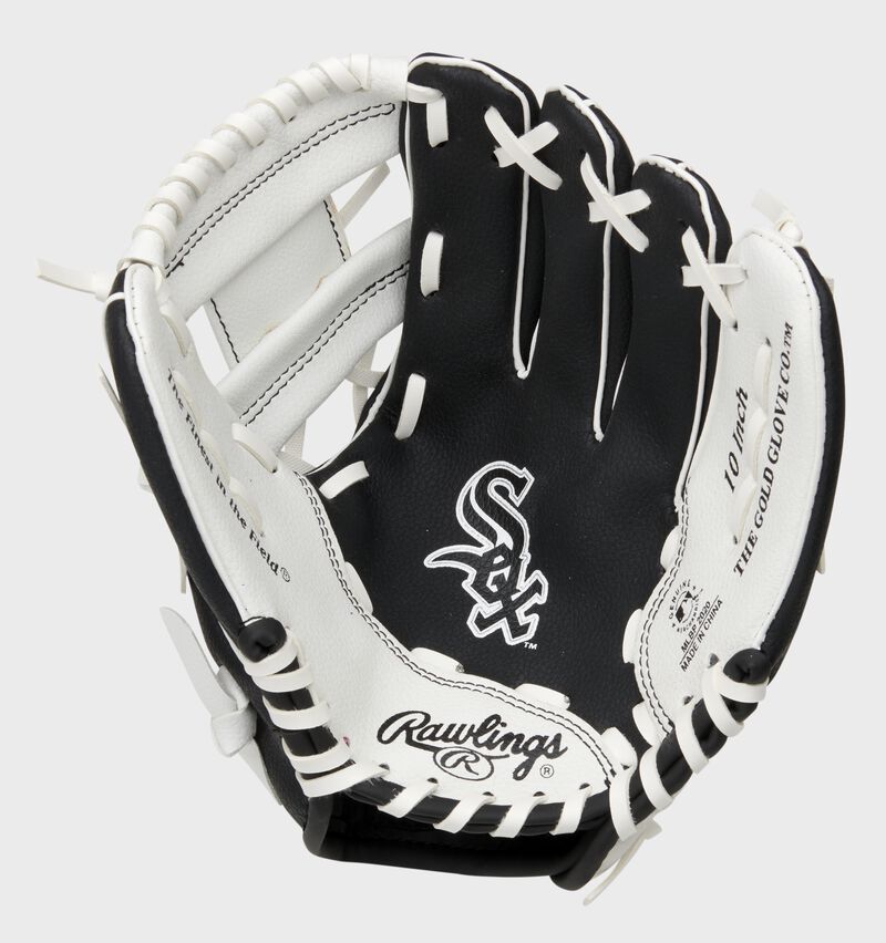 A black/white Rawlings Chicago White Sox youth glove with the White Sox logo stamped in the palm - SKU: 22000029111 loading=