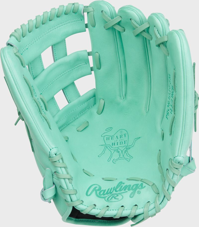 Palm of a Heart of the Hide 12.75-Inch Mint Outfield Glove