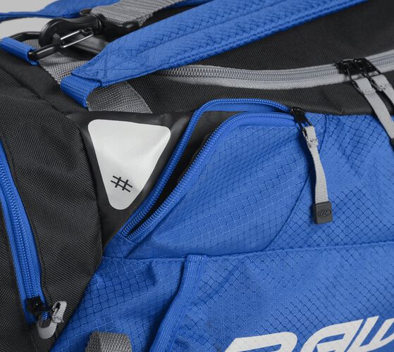 Side accessory pocket on a royal R601 Rawlings hybrid bag