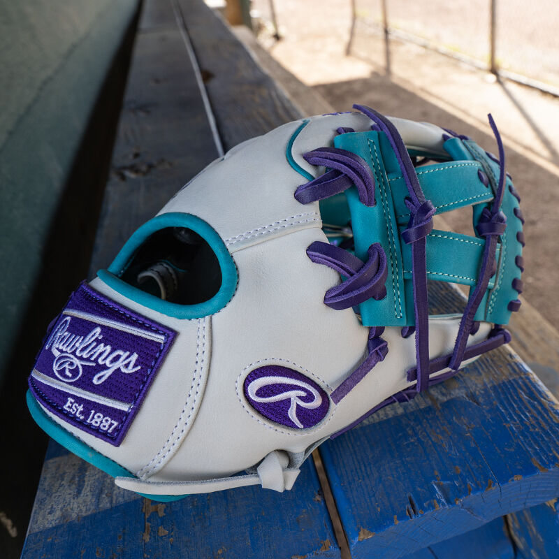 Picture of a Rawlings exclusive Heart of the Hide R2G Wing Tip 11.5" infield glove on a table