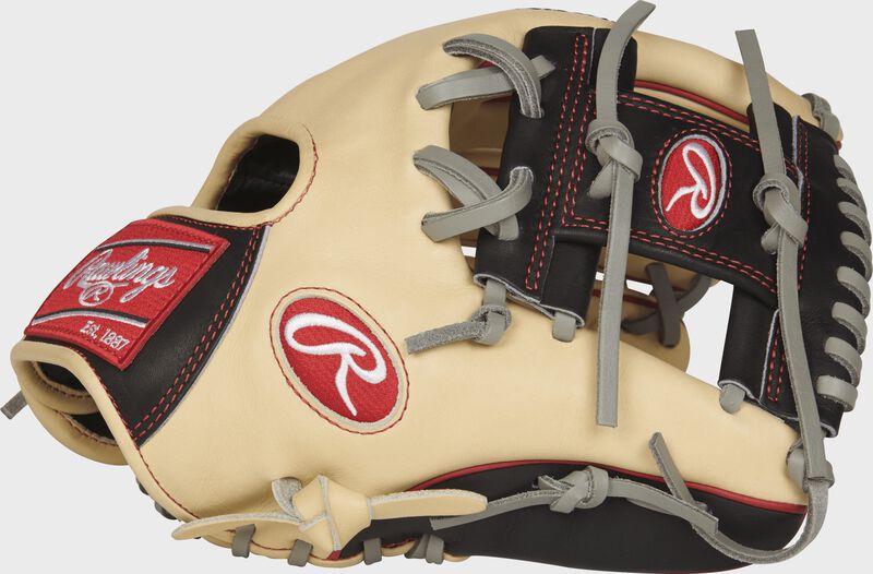Thumb view of a PRO204-2CBG Heart of the Hide 11.5-inch infield glove with a black I web