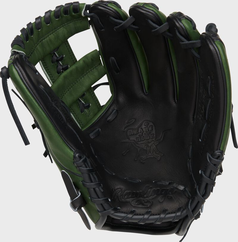 Black palm of a Rawlings Heart of the Hide R2G ifield glove with black laces - SKU: PROR315-19BMG