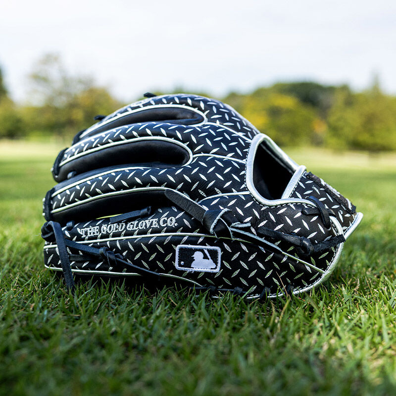 Rawlings x Bettinardi Heart of the Hide 11.5-Inch Infield Glove, Right Hand Throw