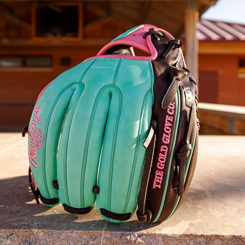 Rawlings Heart of the Hide Fro-Glo Limited Edition Glove