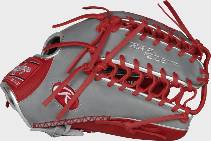 Gray thumb of a 2020 exclusive Heart of the Hide R2G outfield glove with a Trap-Eze web - SKU: PRO3039-22SGZ