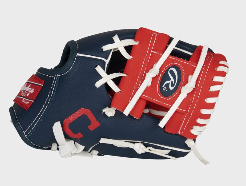 Thumb of a navy/red Cleveland Baseball Team 10-inch team logo glove with a red I-web and "C" logo on the thumb - SKU: 22000014111 loading=