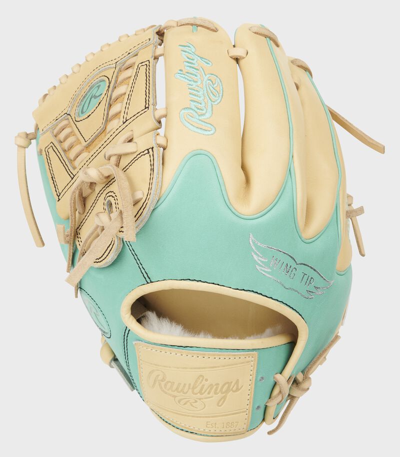 Exclusive Pro Preferred Wing Tip Infield/Pitcher's Glove Rawlings