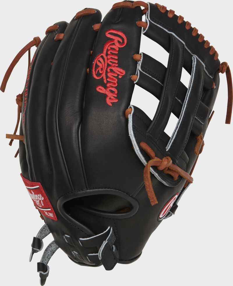 Back of a black 13" Heart of the Hide H-web slowpitch softball glove with a pull strap back - SKU: RPRO130SP-6B