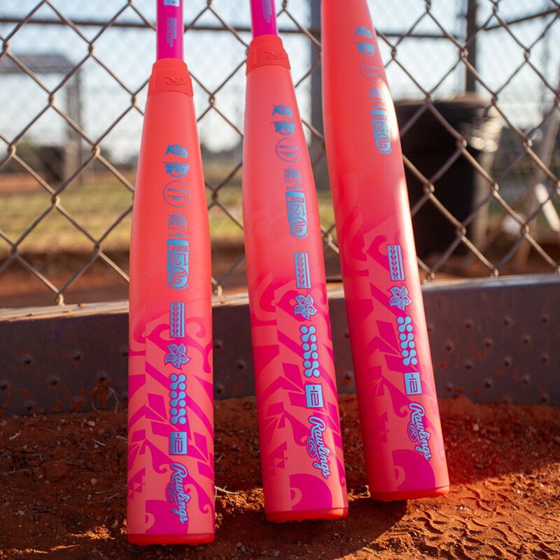 Picture of the barrels of three pink Rawlings ALO78 -12 fastpitch softball bats