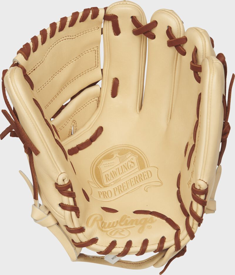 PROS205-9CC Rawlings 11.75-inch baseball glove with a camel palm and dark tan laces