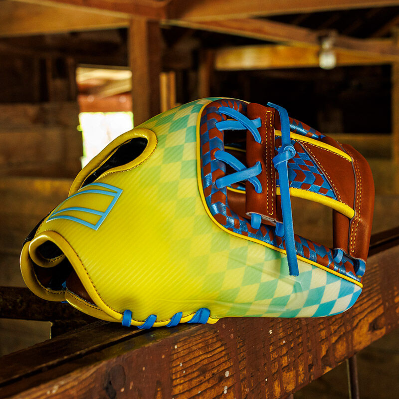 Picture of a Rawlings Race Day REV1X infield glove at a horse stable