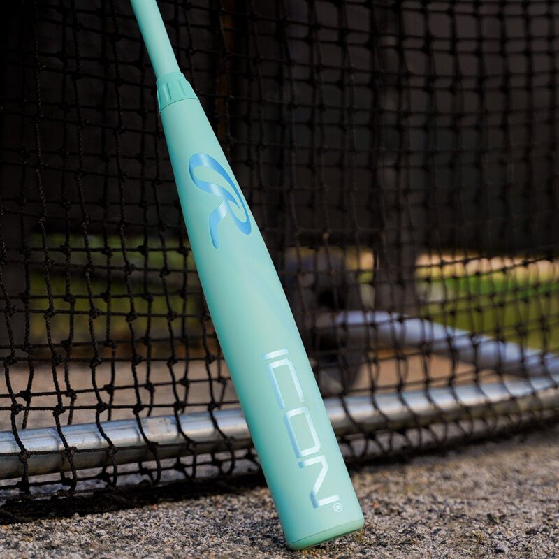 Picture of the barrel of a 2026 Rawlings Icon BBCOR bat loading=