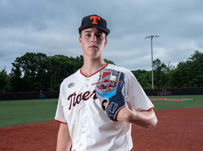 2022 REV1X 11.5-Inch Infield Glove