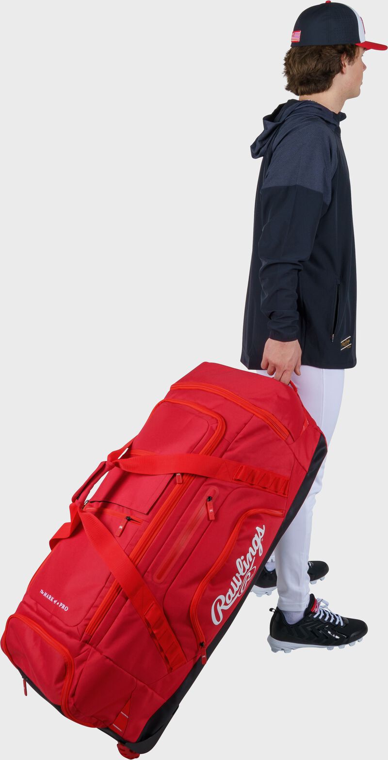 Yadi 2 Wheeled Equipment Bag, Scarlet